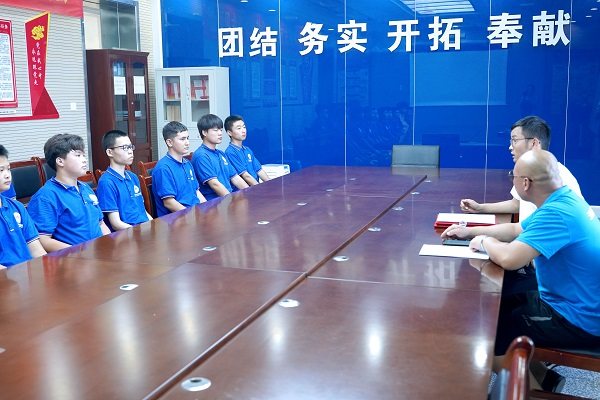 携手同行共谱新篇：汇顺汽车与我校达成产学融合合作