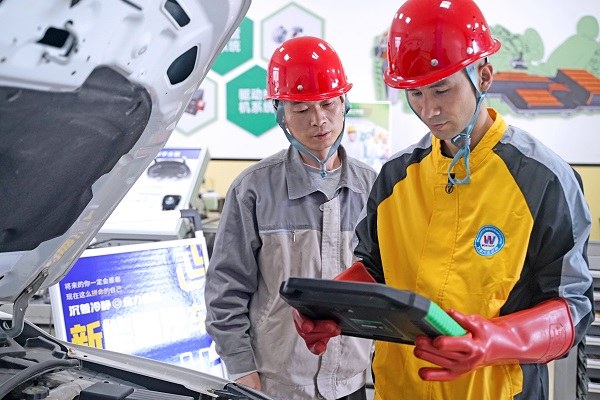 1月新能源汽车产销市场占有率达29.9%，新能源人才供不应求！