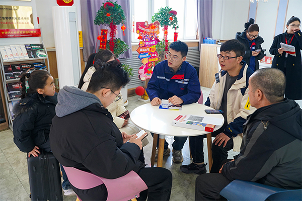 你好，新同学！新生报到日，我们乌鲁木齐市万通技工学校见！