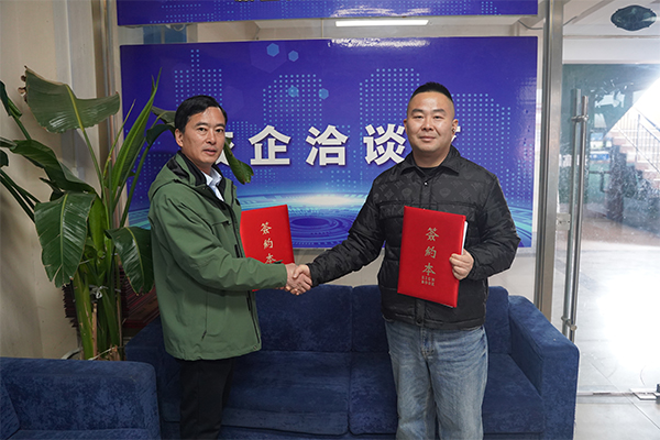 校企携手促共赢！新疆欧丽雅汽车到访我校洽谈合作